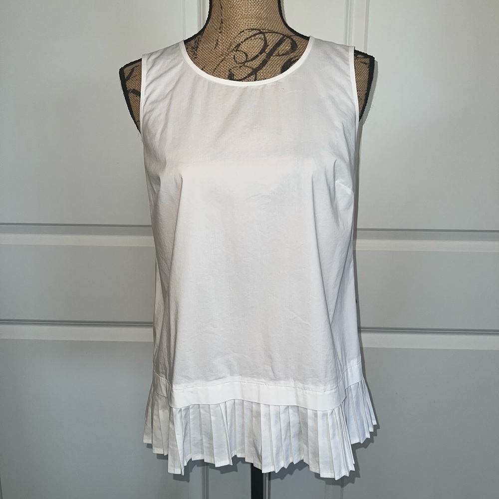 Sleeveless blouse- white